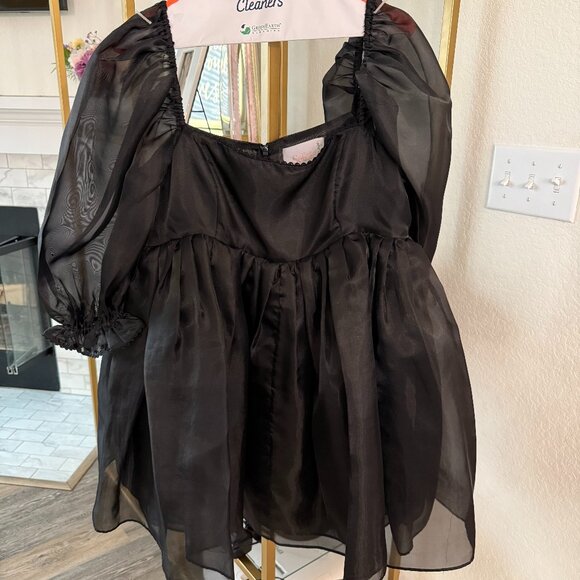 Selkie The Caviar Puff Dress Size M - Picture 2 of 4